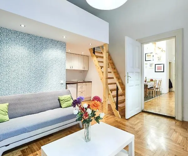 Apartment Large For Groups Center Dist. Vii
