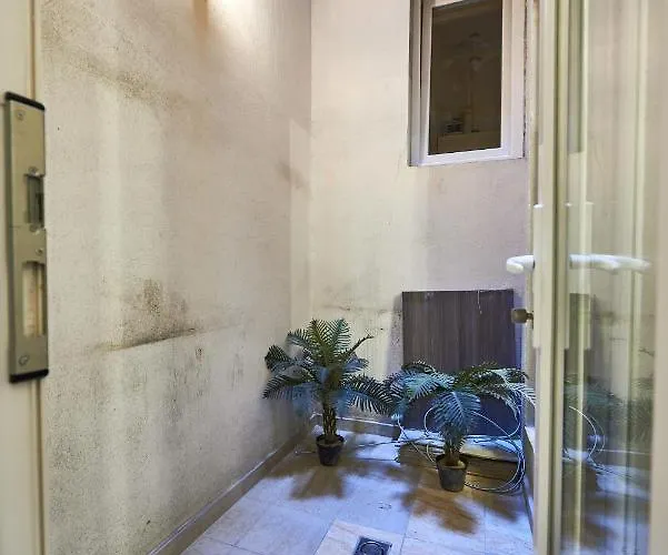 Large For Groups Center Dist. Vii Lägenhet